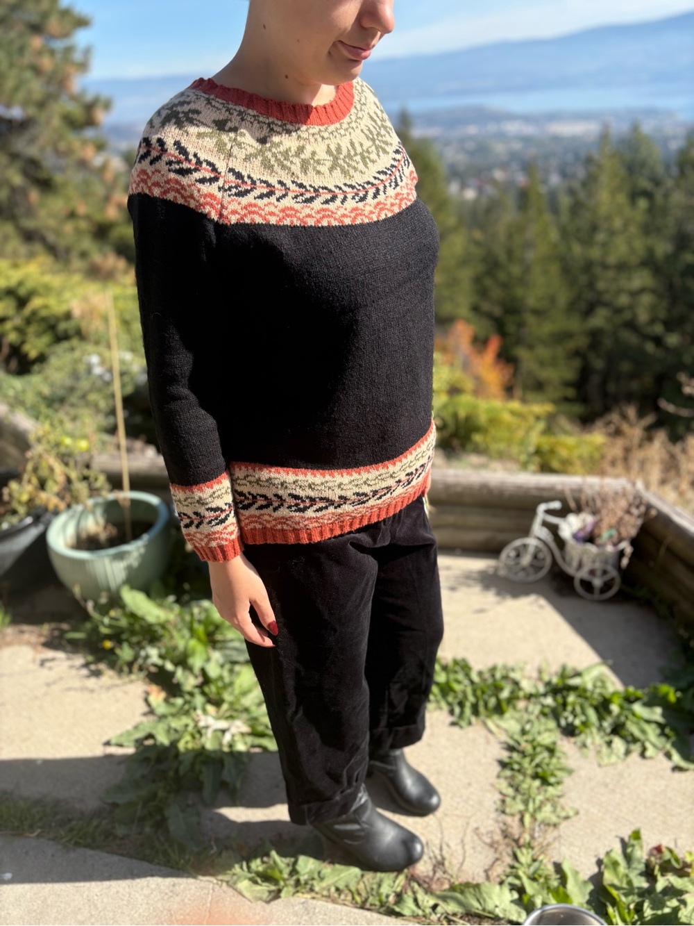 Ladies Fall Sweater - Picture 3 of 10